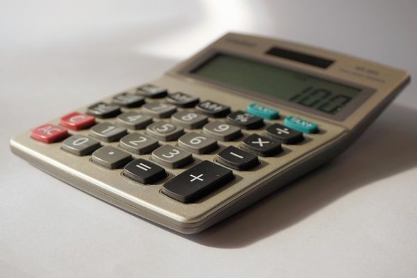 calculator-1232804_640